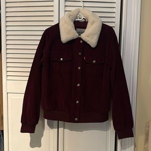 Levi’s Corduroy Jacket with Faux Fur Collar (Medium)